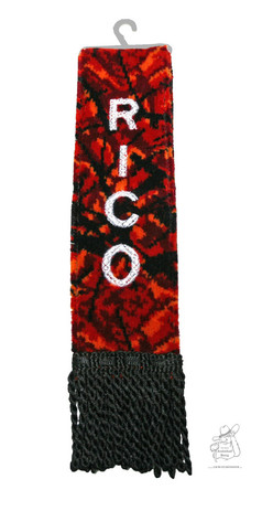 Roter Pl�sch-Minischal mit schwarzem Muster, wei� gesticktem Namen 