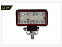 Rechteckiger LED Arbeitsscheinwerfer mit 3 LEDs, dunklem Aluminiumgeh�use und Befestigungsset.
