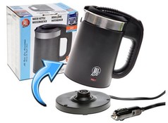 Schwarzer All Ride Wasserkocher mit silbernen Akzenten, abnehmbarer Basis und Anschlusskabel.