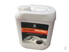 Wei�er 5-Liter-Kanister Alcoa Dura-Bright Wheel Wash mit schwarzem und orangefarbenem Etikett.