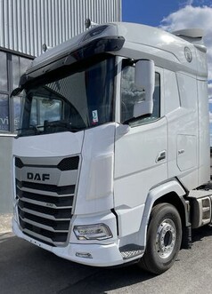 Wei�er DAF 2022 XF/XG/XG+ LKW von vorne, passend f�r die Windabweiser.