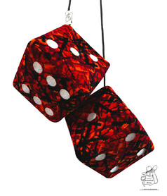 Ein Paar rote Pl�sch-W�rfel mit wei�en Stick-Punkten.