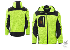 Vorder- und R�ckansicht einer technischen Strickjacke in Warnfarbe mit schwarzen Softshell-Eins�tzen, Kapuze und Berg B�r Aufdruck.