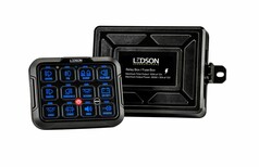 LEDSON Commander12 Gen2 Relaisbox und Bedienfeld mit blauer Tastenbeleuchtung.
