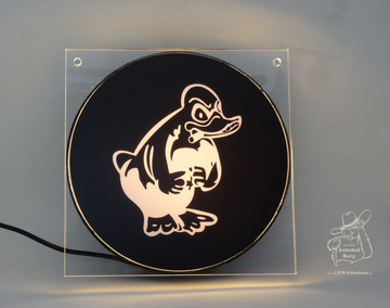 Schild innen mit b�ser Ente mit USB Stecker