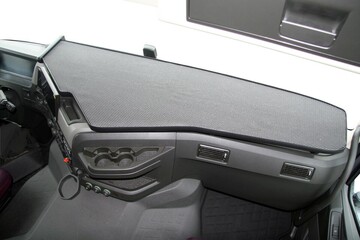 Tisch durchgehend passend f�r Volvo FM ab BJ21