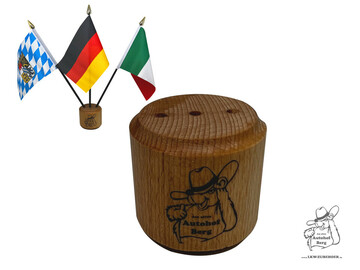 Flaggenst�nder f�r 3 Flaggen aus Holz "Berg B�r"