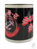 Schwarze AST Tasse mit wei�em Rand und Boden, verziert mit rotem "STAY STRONG" Schriftzug und Anker-Motiv.